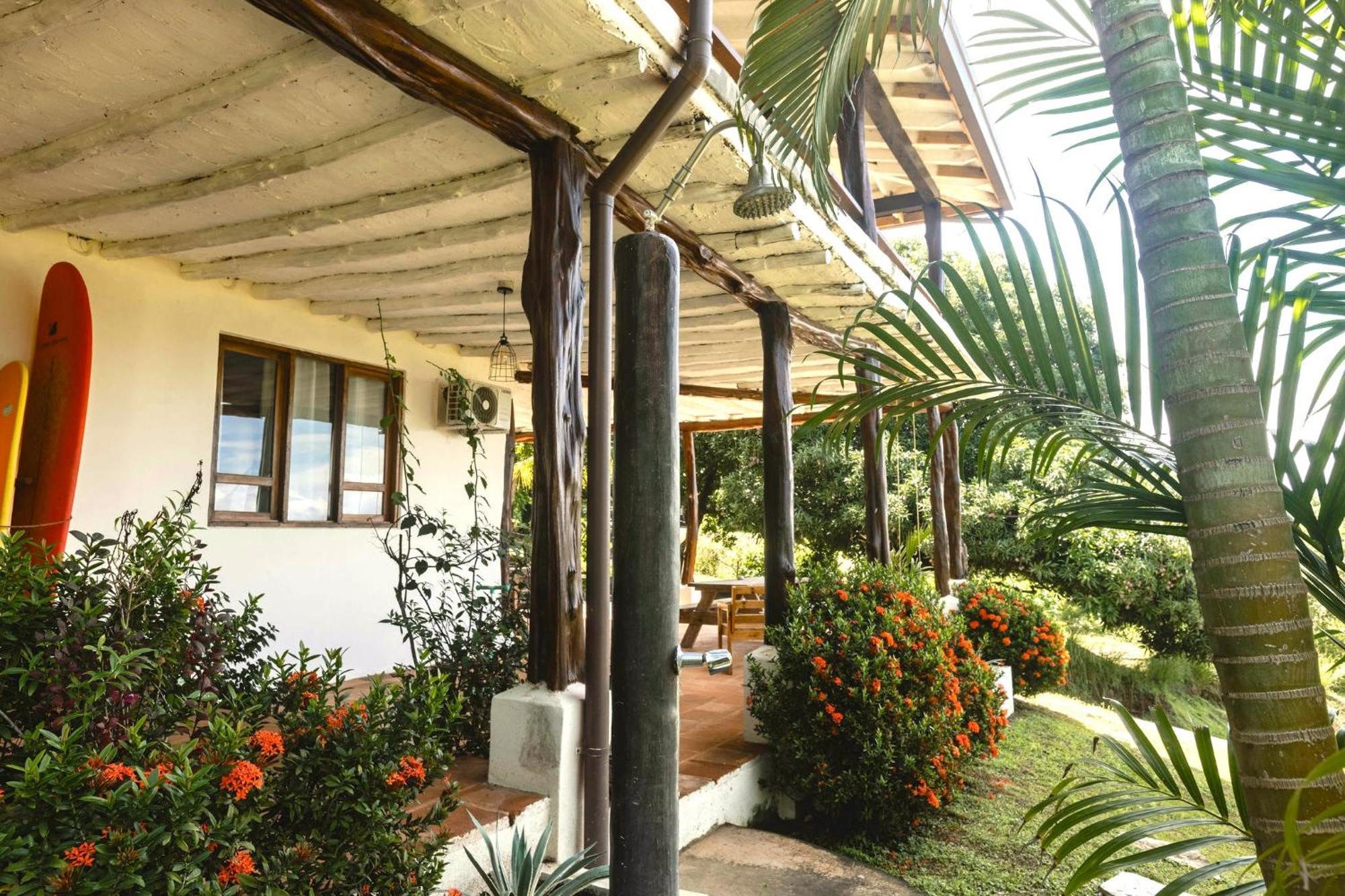 Venao Surf Lodge Playa Venao Bagian luar foto